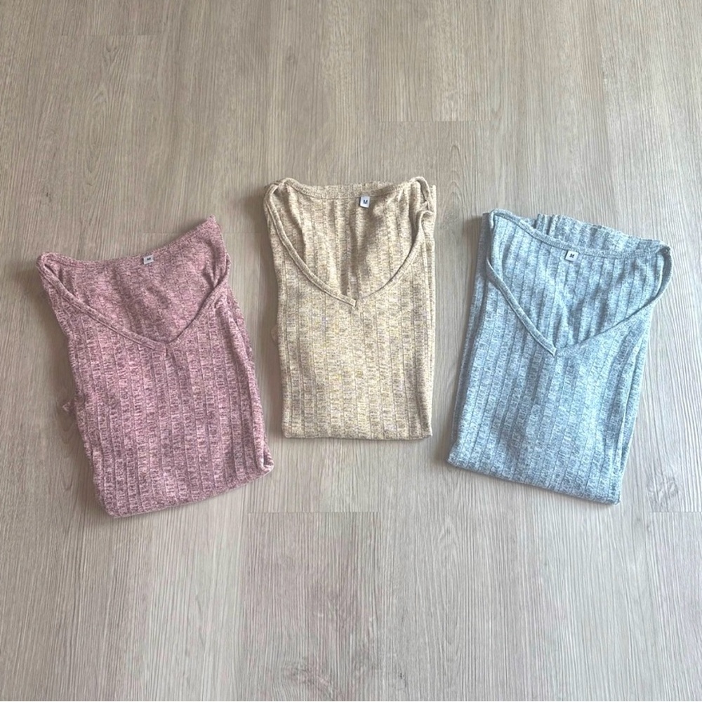 Three-Pack Ribbed V-Neck Short Sleeve Tees - Pink, Beige, Light Blue